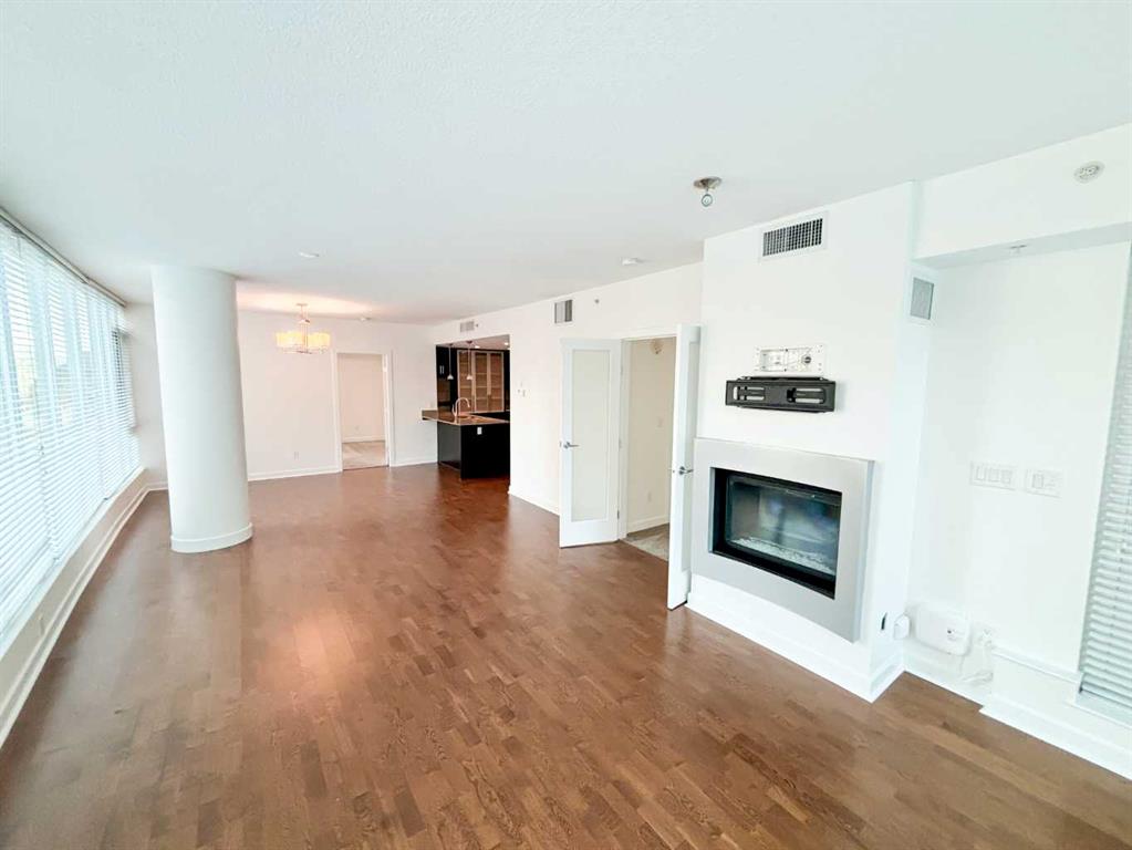 888 4 Avenue 707 Property Photo 4