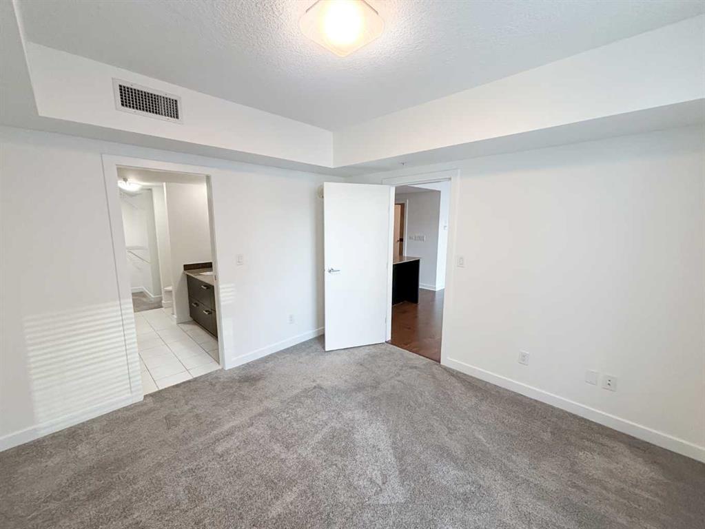 888 4 Avenue 707 Property Photo 9