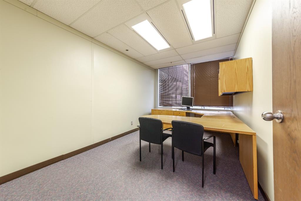 5301 62 Street Property Photo 23