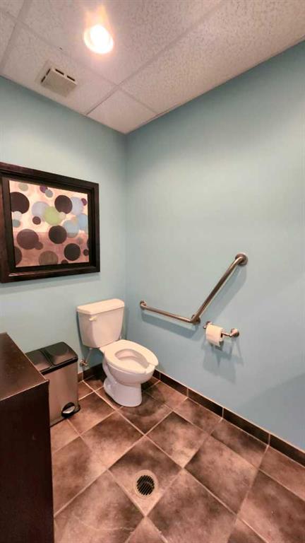 10011 92 Street 300 Property Photo 14