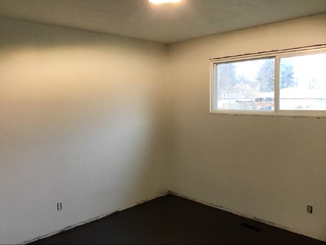 24 9 Avenue Property Photo 14