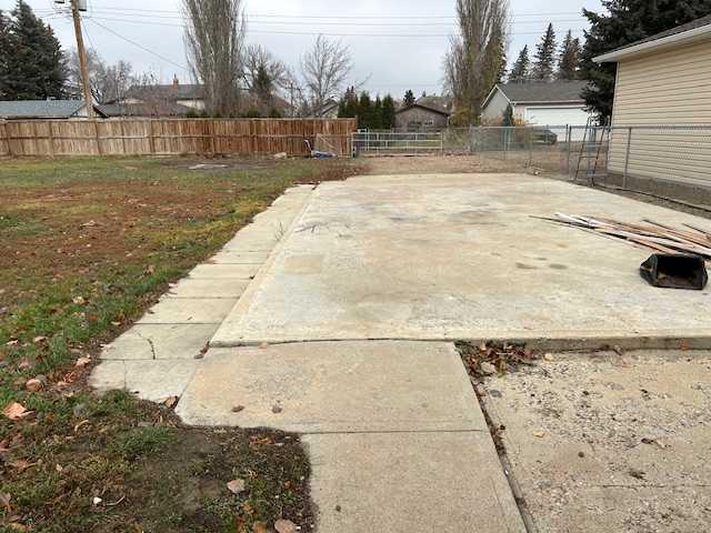 24 9 Avenue Property Photo 23