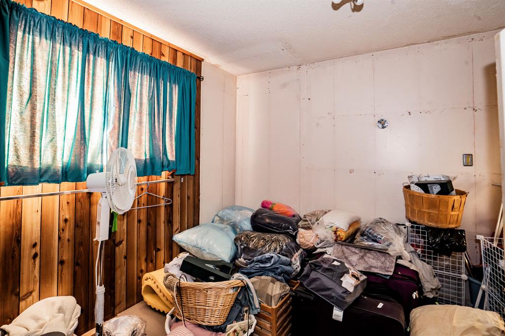 242051 Hwy 2 Property Photo 26