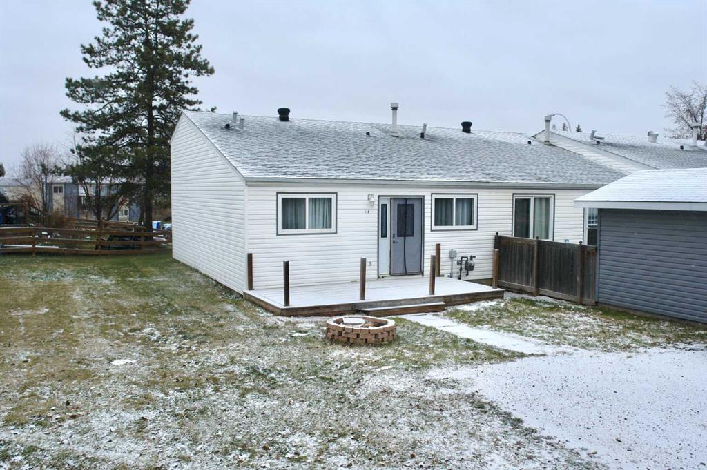 148 Rock Bay Property Photo 2