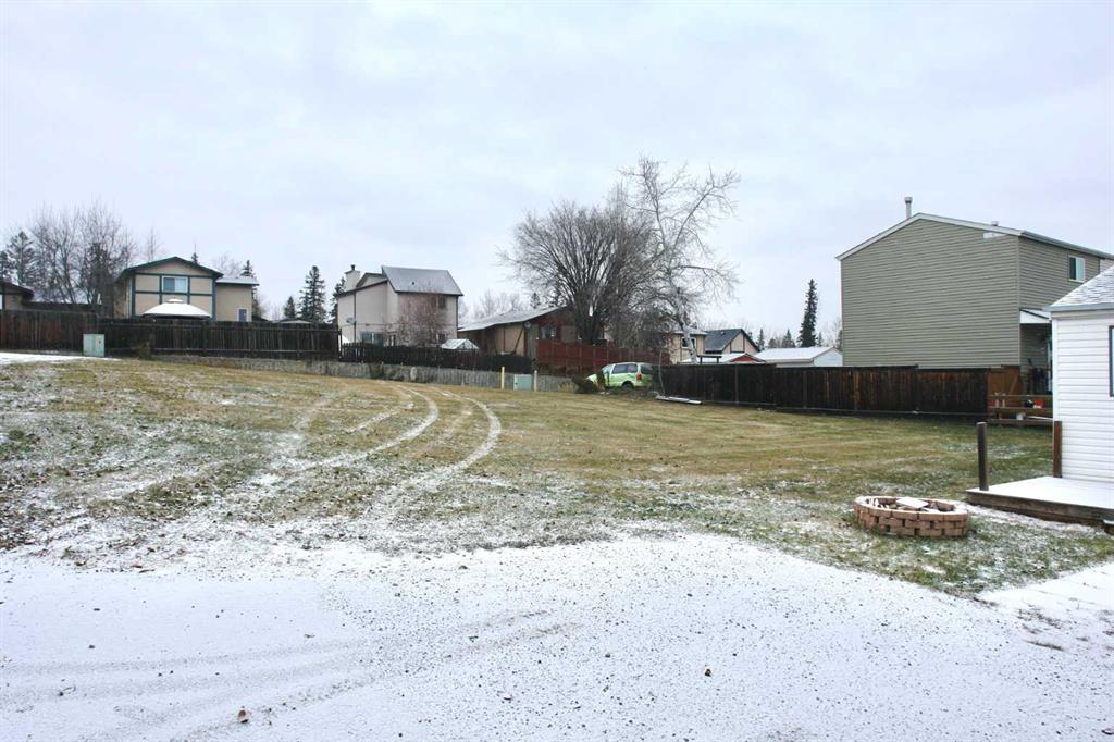 148 Rock Bay Property Photo 3