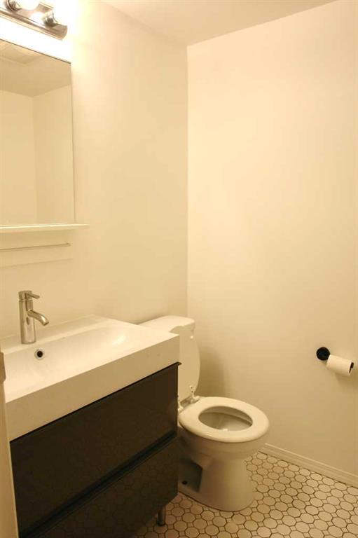 148 Rock Bay Property Photo 13