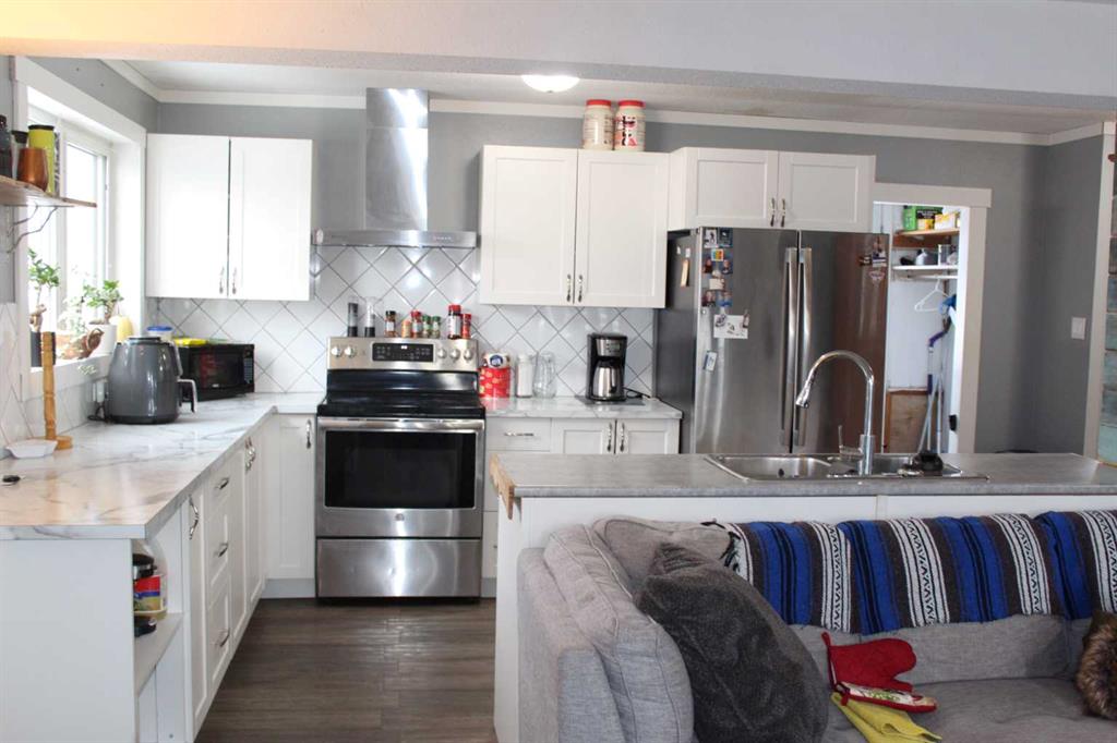 409 2nd Street Property Photo 5