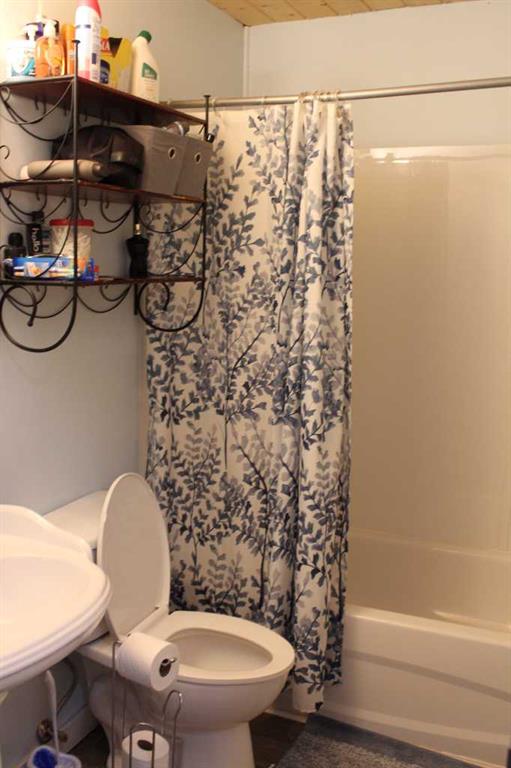 409 2nd Street Property Photo 13