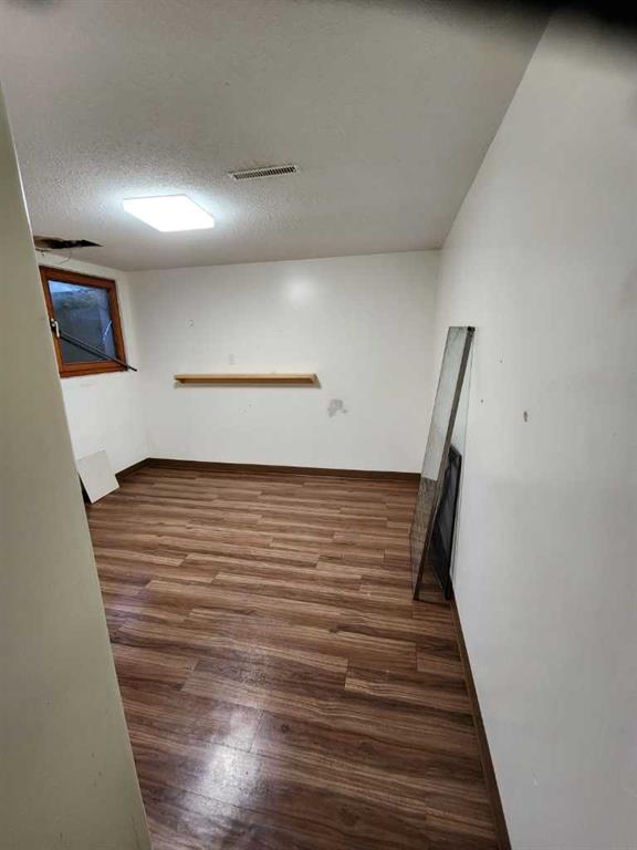 5517 47 High Prairie Street Property Photo 7