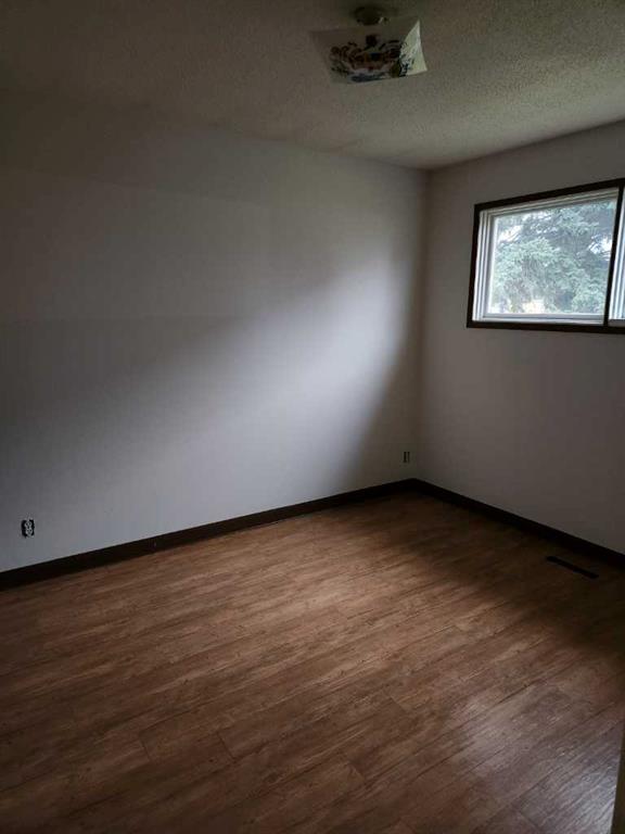 5517 47 High Prairie Street Property Photo 15