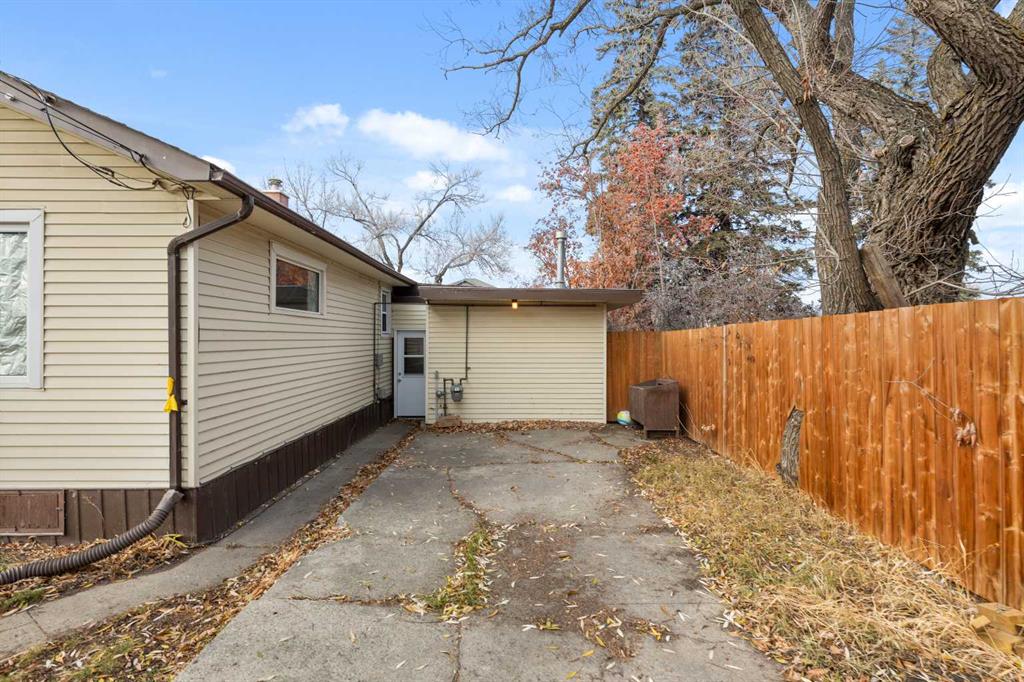 4609 47 Avenue Property Photo 8
