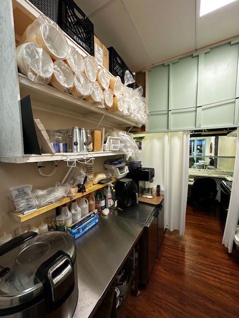 919 Centre Street E Property Photo 12