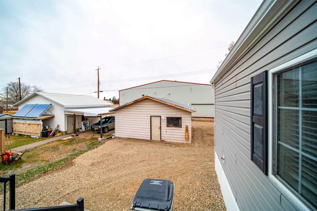 5032 49 Avenue Property Photo 14