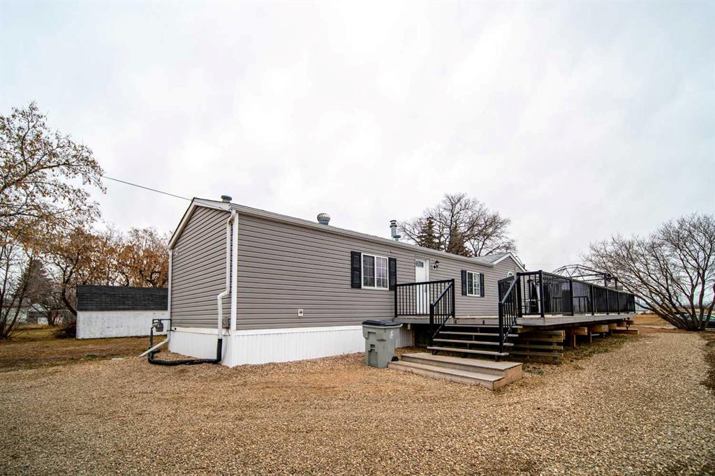 5032 49 Avenue Property Photo 19