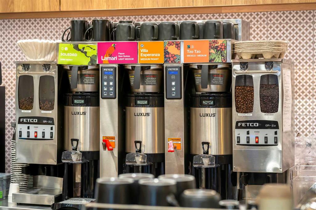 123 Good Earth Coffee Property Photo 14