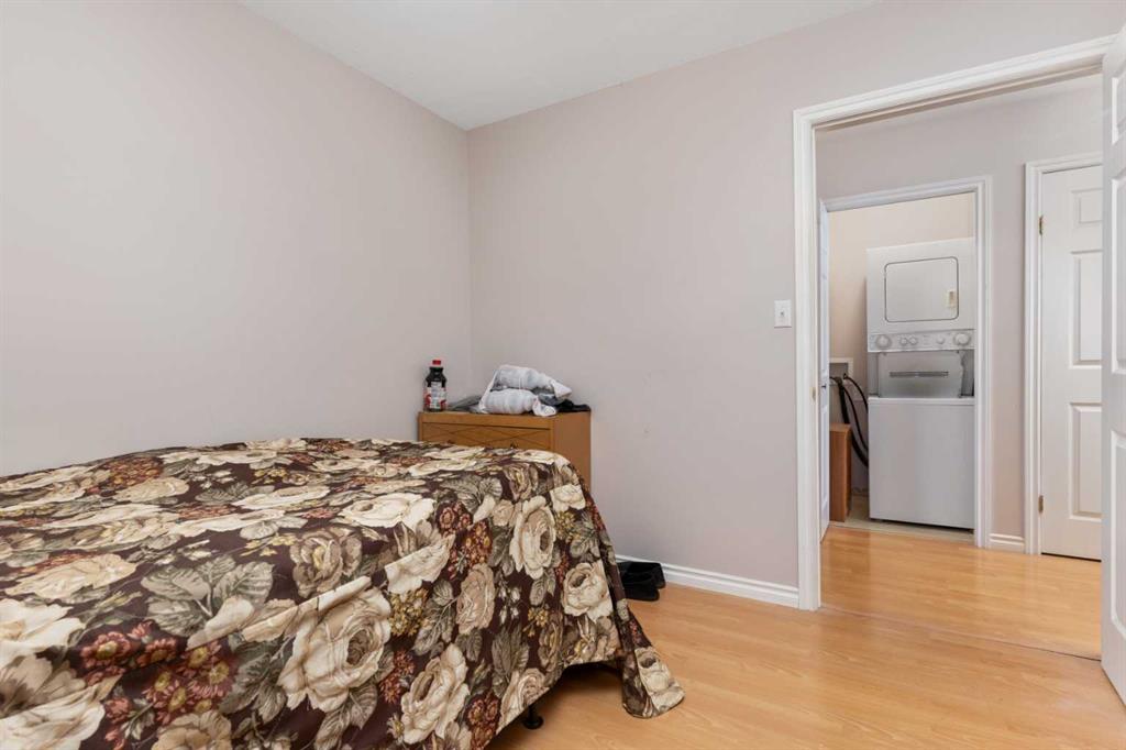 5121 50 Street Property Photo 10