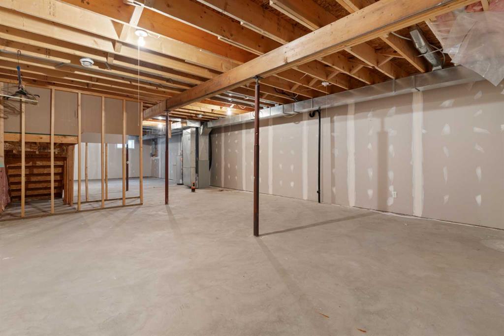 5121 50 Street Property Photo 20