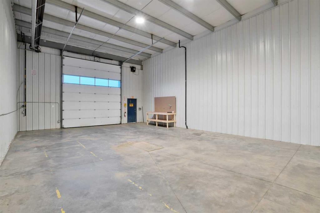 8 Gateway Boulevard 5 Property Photo 11