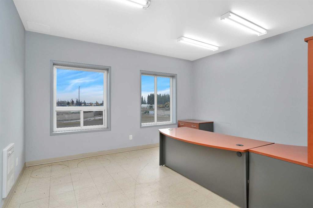 8 Gateway Boulevard 5 Property Photo 18