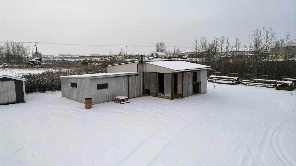 22904 110 Avenue Property Photo 25