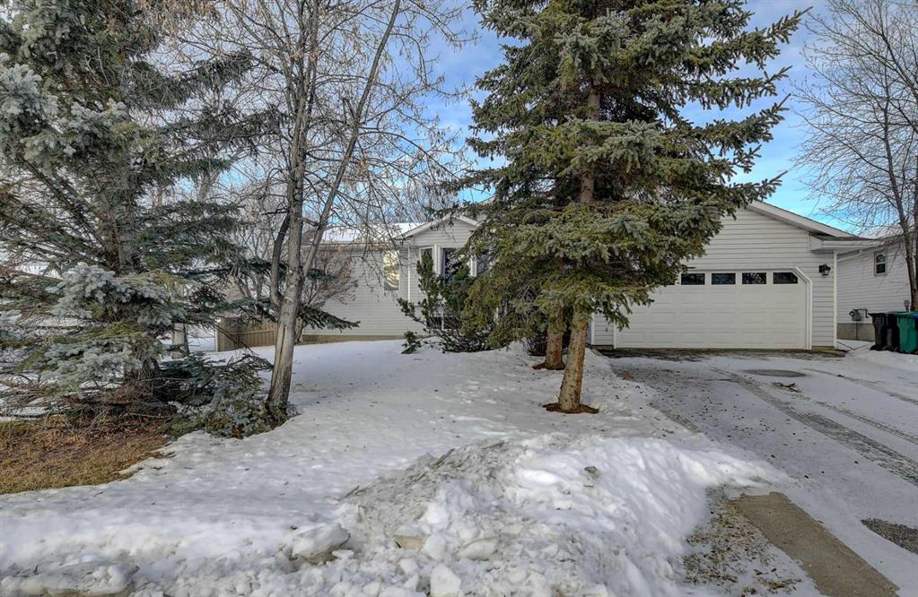 739 Oak Drive Property Photo