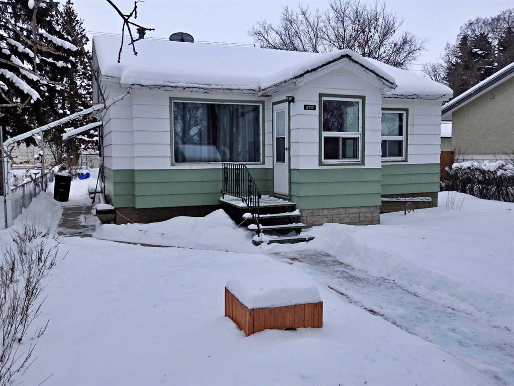 4717 53 Avenue Property Photo