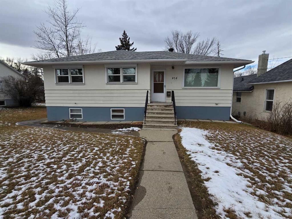 828 13 Street Property Photo 1