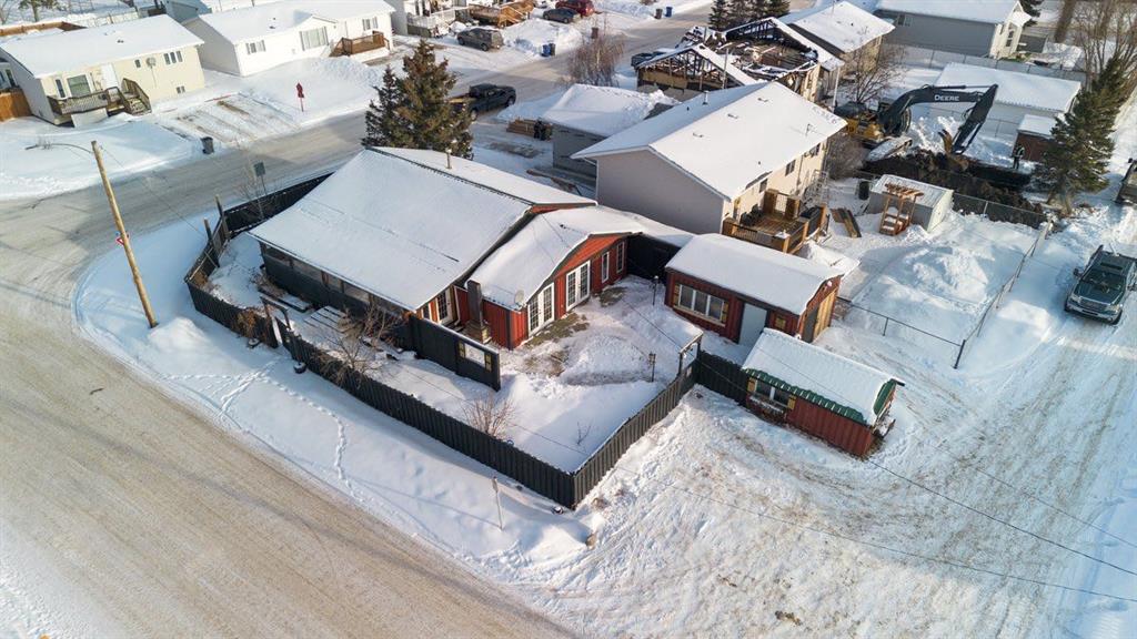9519 94 Street Property Photo 1