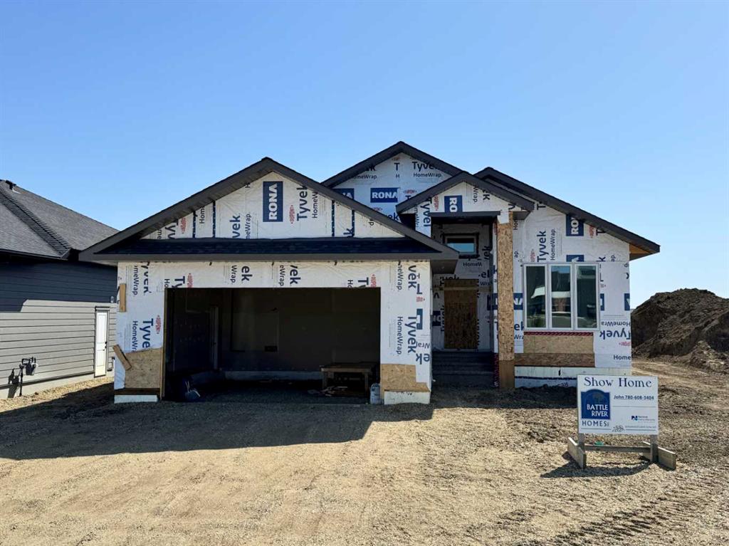2517 65 Street Property Photo 1