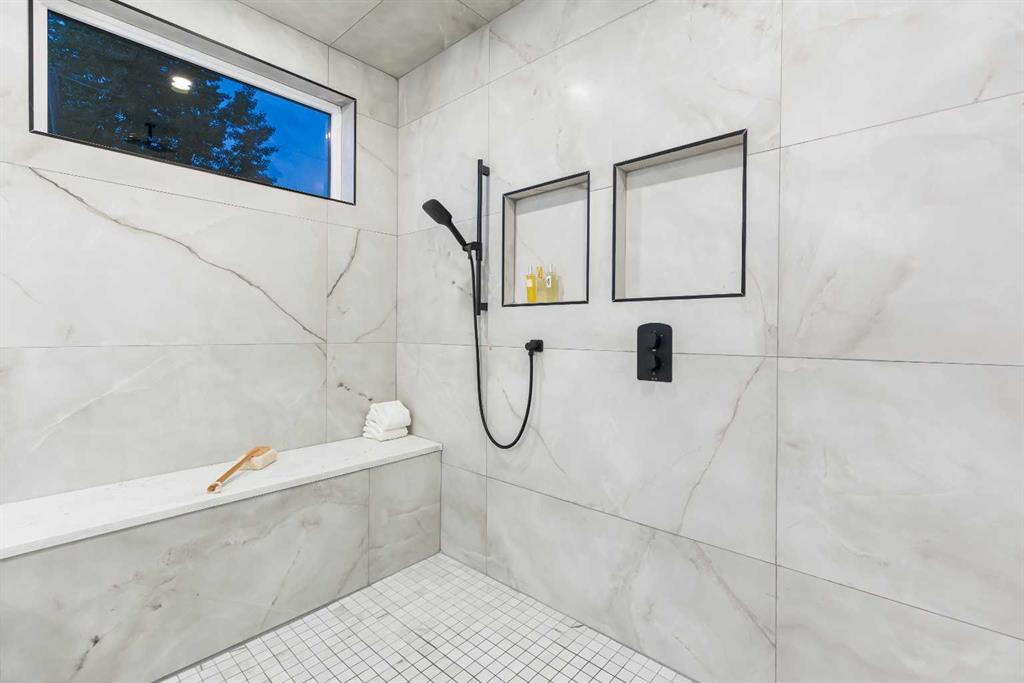 4840 22 Avenue Property Photo 30