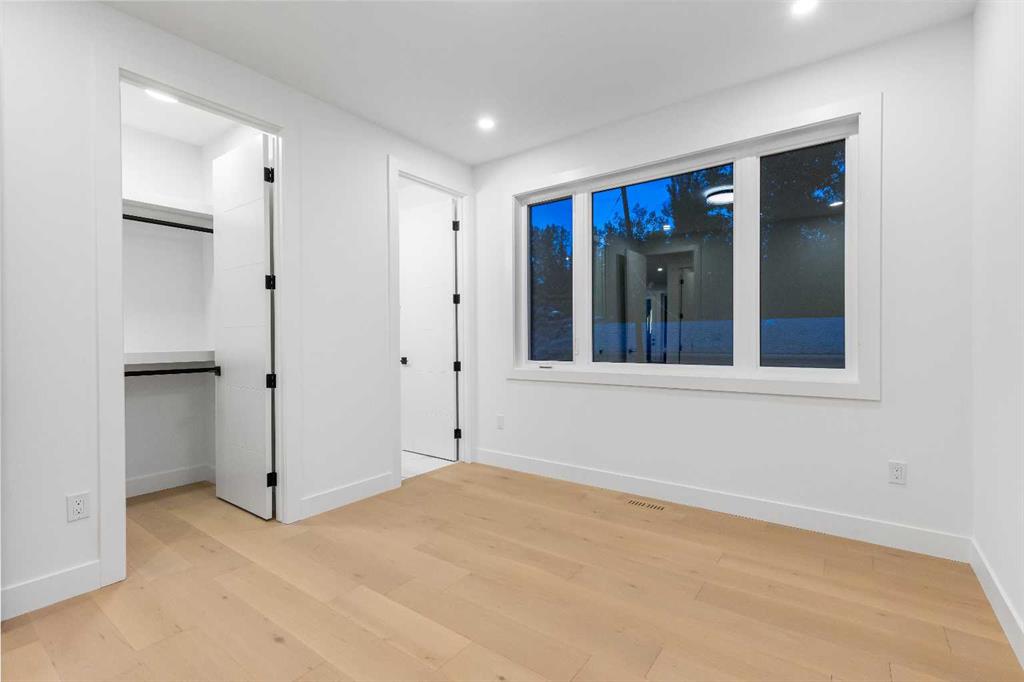 4840 22 Avenue Property Photo 34