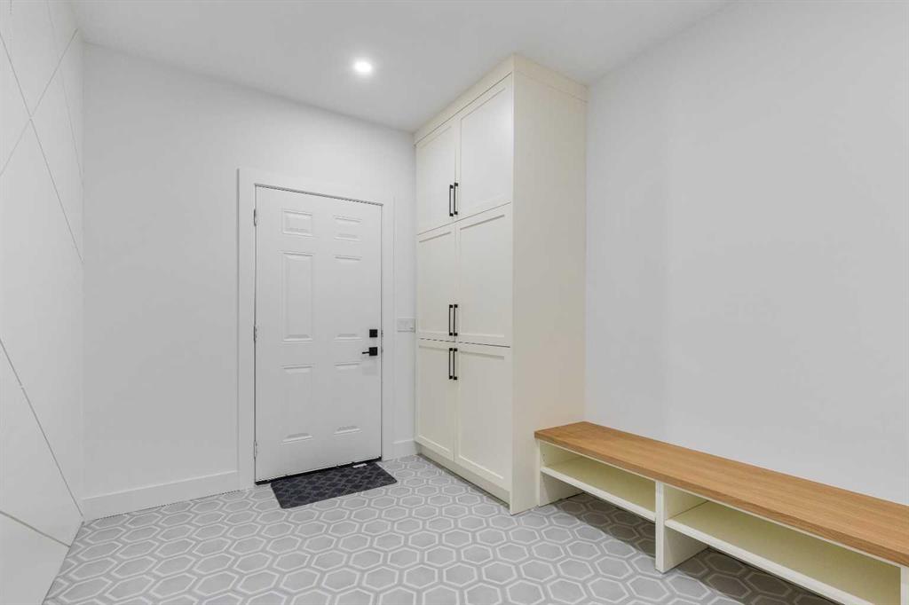 4840 22 Avenue Property Photo 45