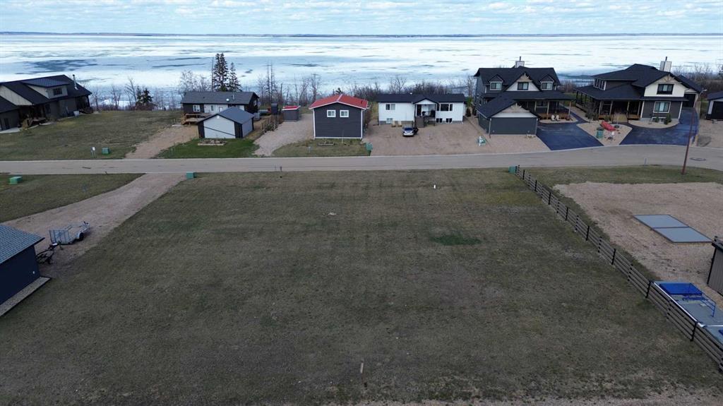 12 Marina View Close Property Photo 1
