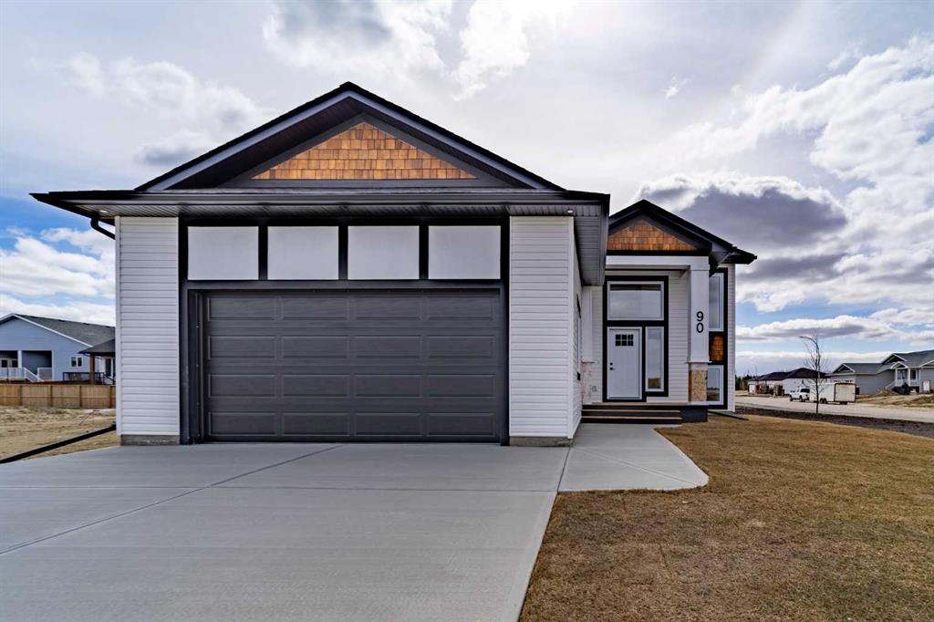 90 Vincent Crescent Property Photo