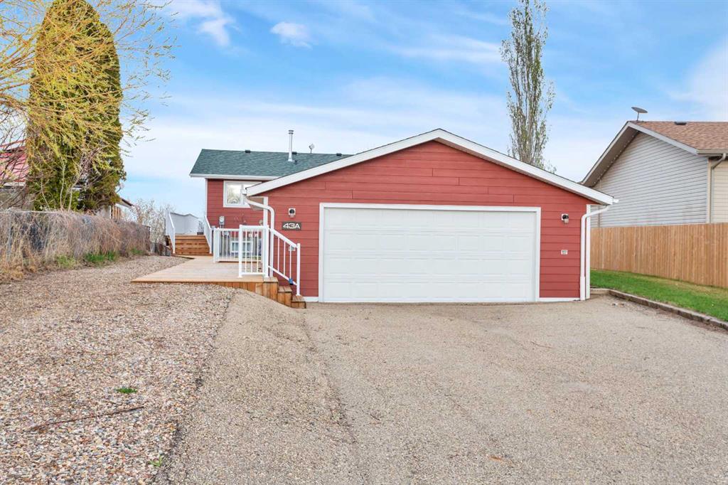 43a Sands Street Property Photo