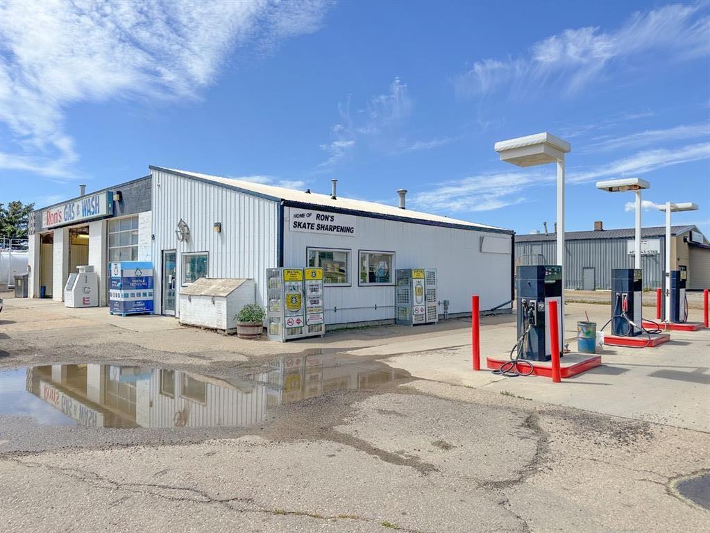1161 2nd Street N Property Photo