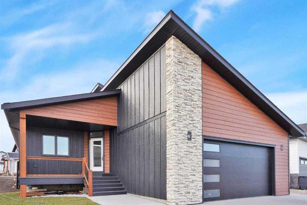 6613 58 Avenue Property Photo 1