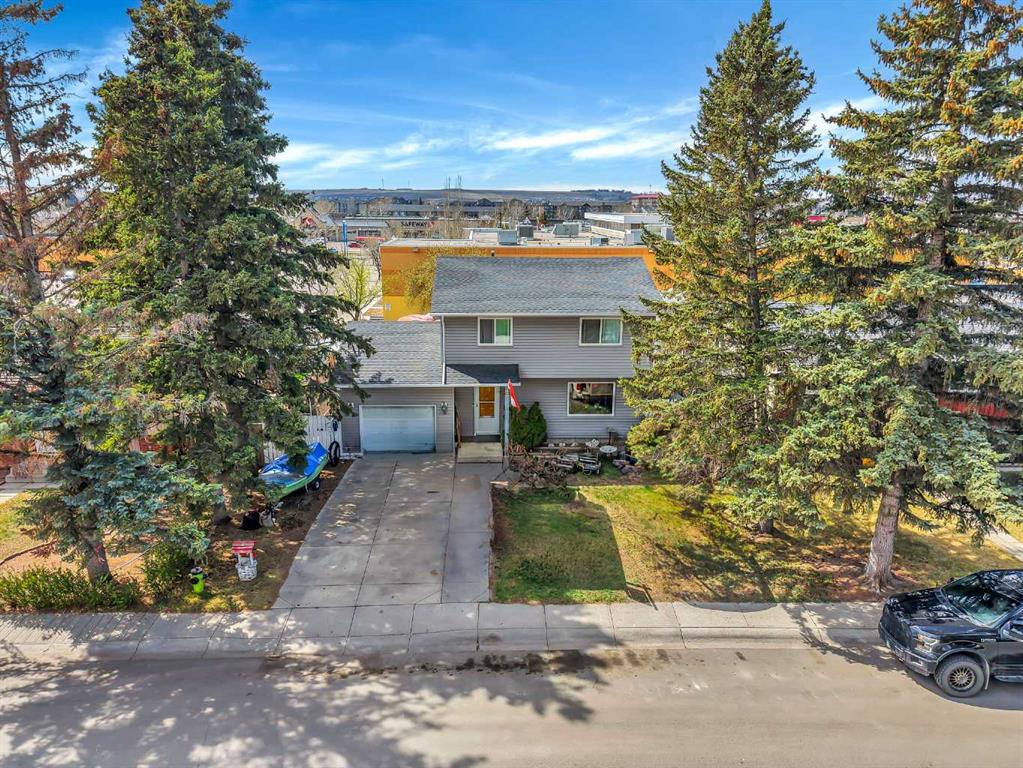 421 Albert Street Property Photo