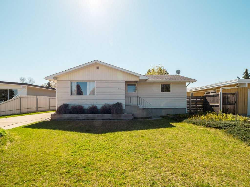 1613 Lakeside Road Property Photo 1