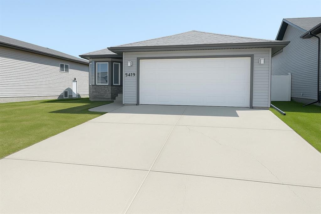 5419 52a Street Property Photo