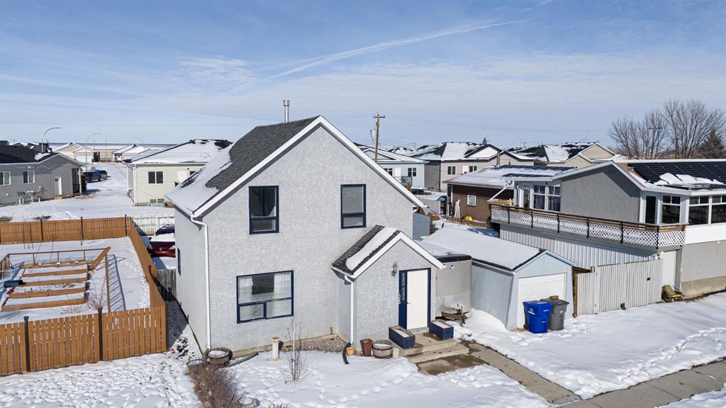 320 55 Avenue Property Photo