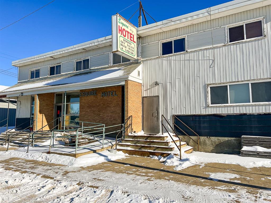 4903 50 Street Property Photo