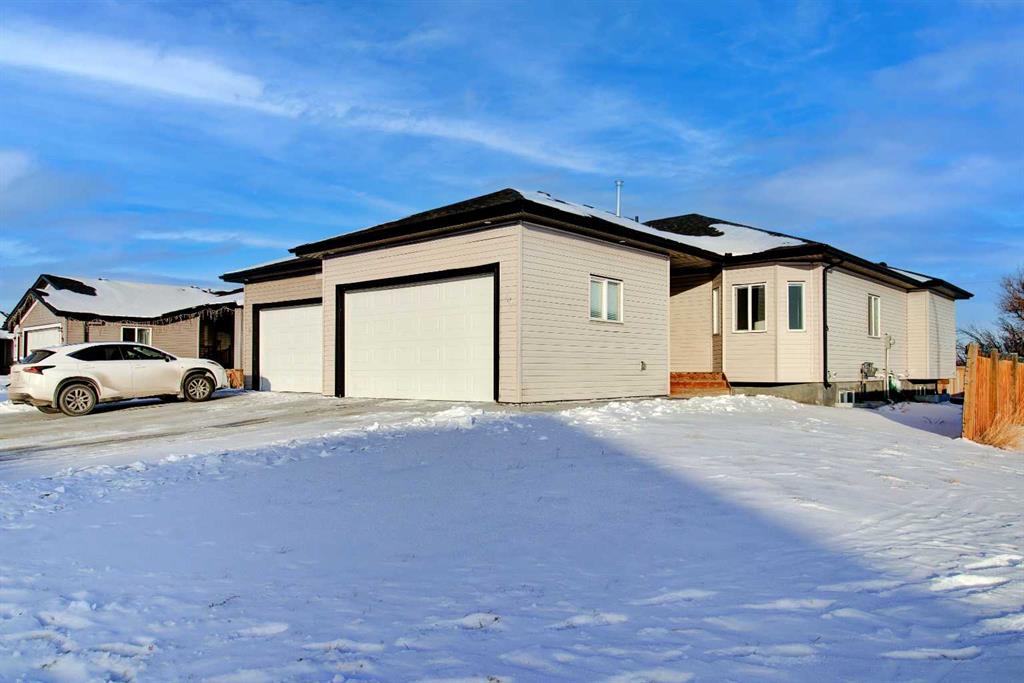 44 Harvest Square Property Photo