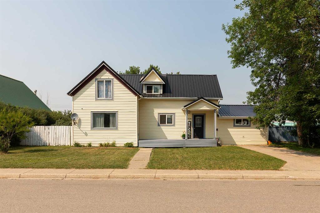 4936 50 Avenue Property Photo