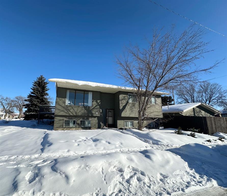 5104 48 Street Property Photo