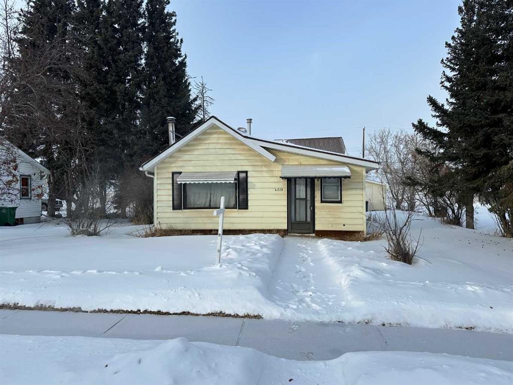4810 52 Avenue Property Photo