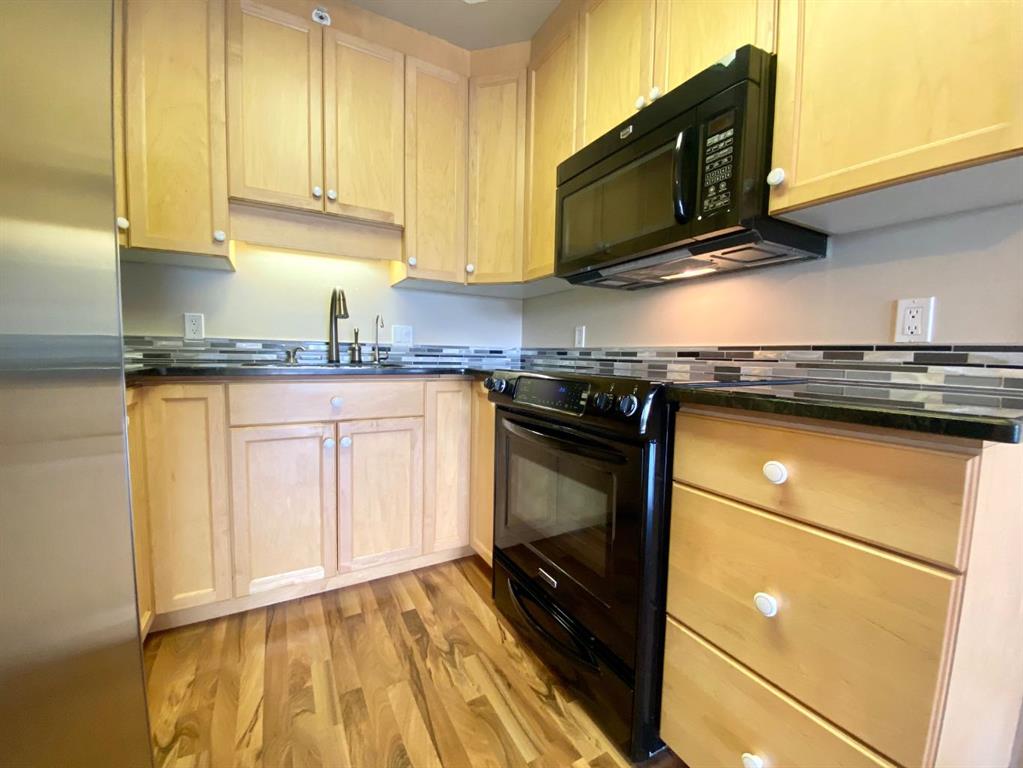 848 8 Avenue 403 Property Photo 4
