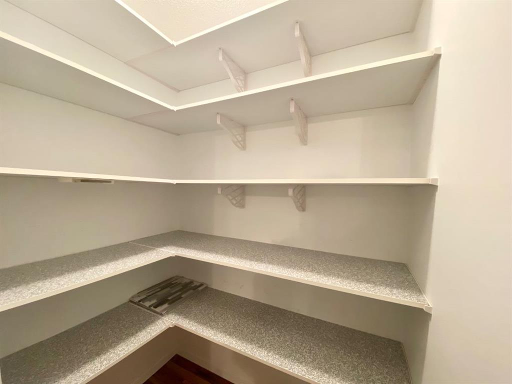 848 8 Avenue 403 Property Photo 6