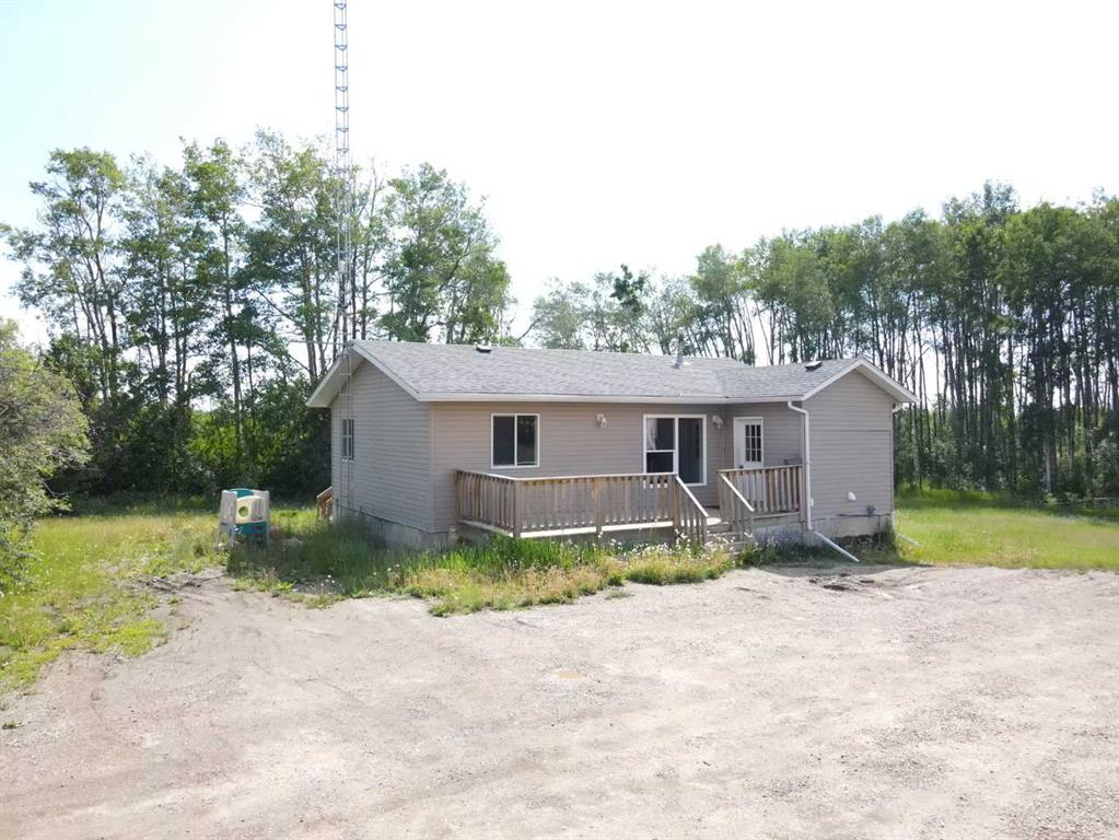 84004 Rr 210 Property Photo 1