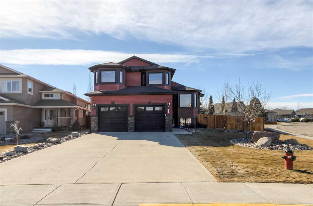 2155 33 Avenue Property Photo